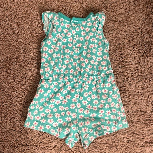 Carters Baby Girl Romper - Picture 2 of 3